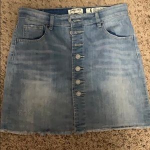 Denim button up skirt. Asking $15. Size 5.